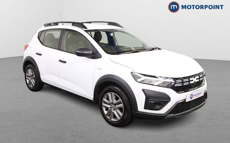 Used 2024 Dacia Sandero Essentiel Hatchback | £10,499 (Good price) - Image 1/4
