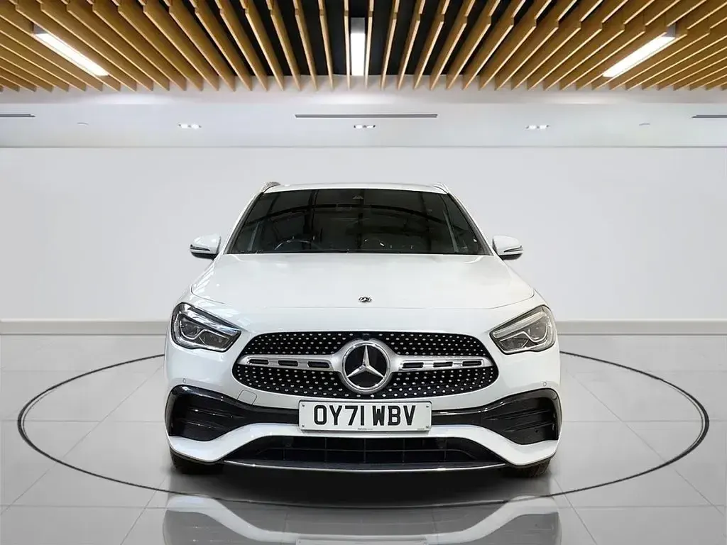 Used Mercedes GLA250 Premium 2021 White SUV