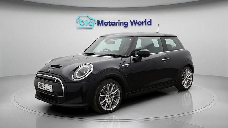 Used Mini Cooper SE Hatch 135 kW (184 HP) 2023 Hatchback
