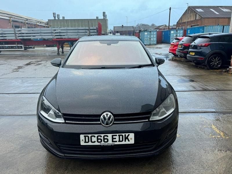 Used VW Golf VII Edition 110 HP (80 kW) 2017 Black Hatchback