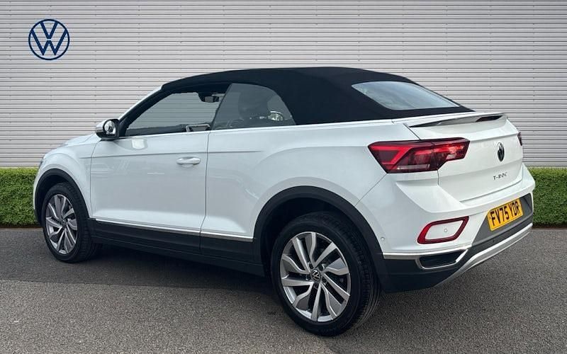Usado VW T-Roc Cabriolet Style 150 HP (110 kW) 2025 Cabrios