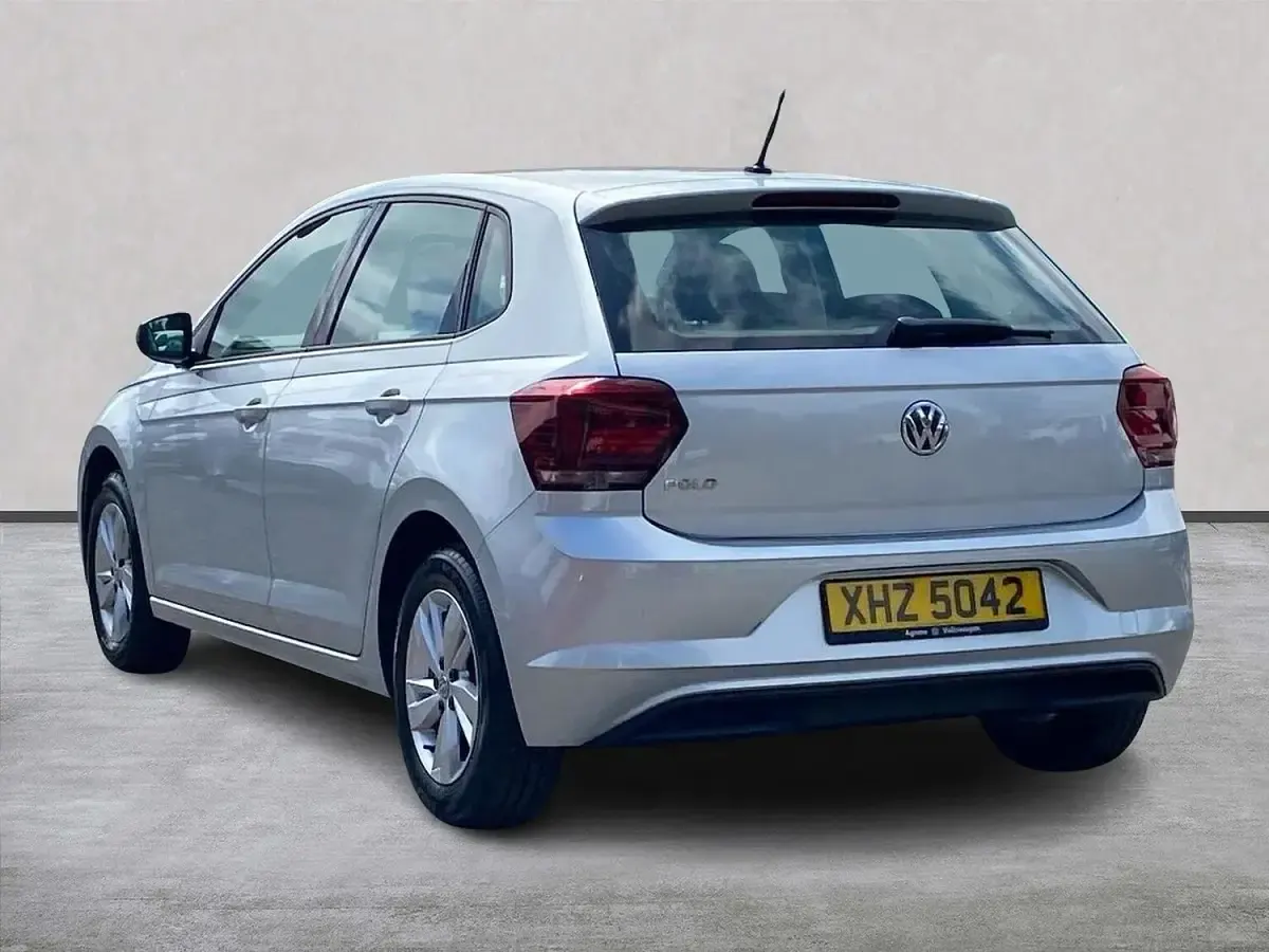 Used VW Polo SE 80 HP (58 kW) 2020 Silver Hatchback