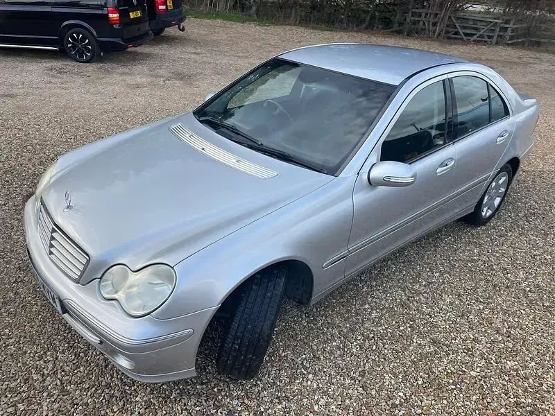 Used Mercedes C180 Elegance 2004 Silver Sedan