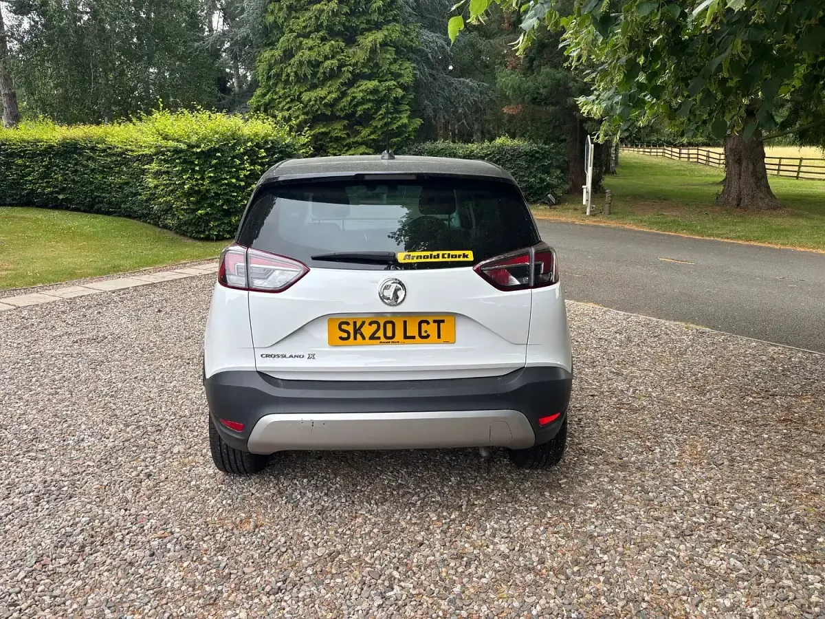 Used Vauxhall Crossland X 2020 White SUV