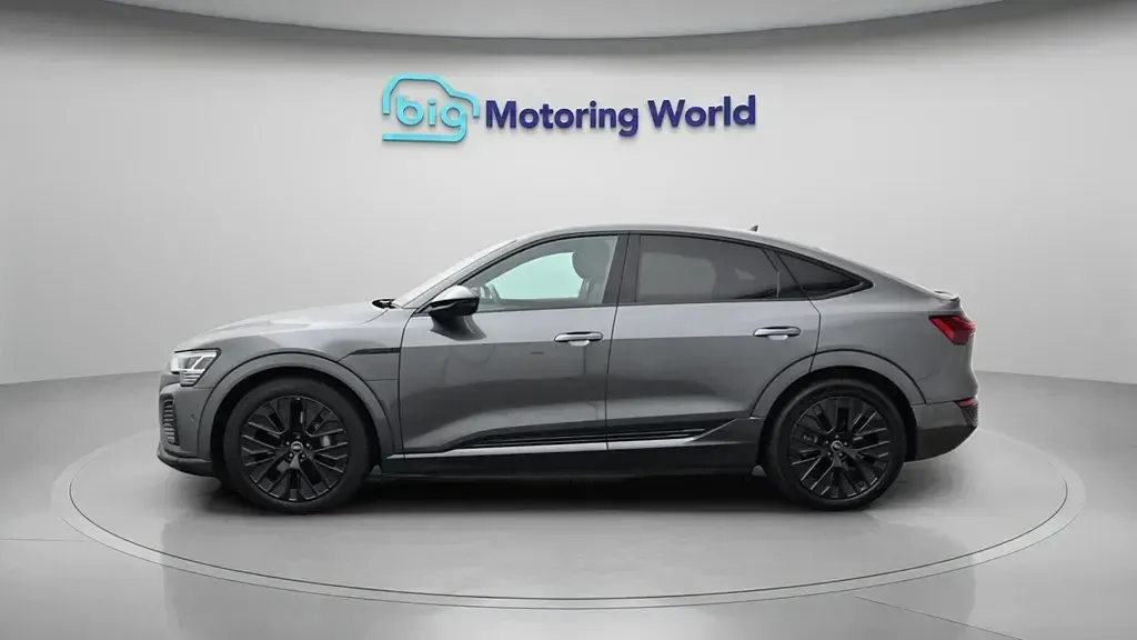 Used Audi Q8 e-tron Black Edition 11 kW (15 HP) 2024 SUV