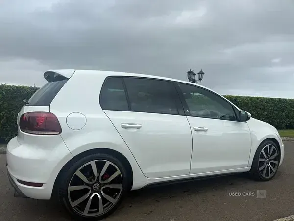 Used VW Golf VIII GTI 315 HP (231 kW) 2024 White