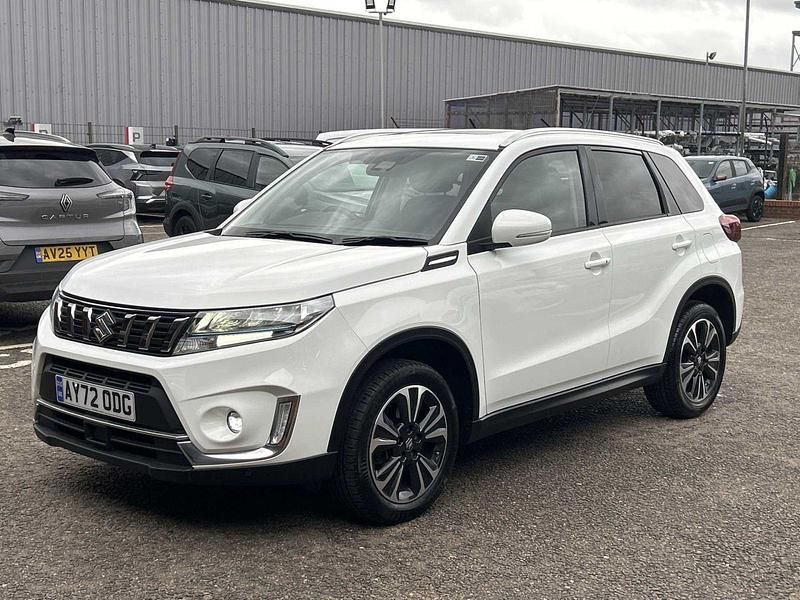 Used Suzuki Vitara SZ5 116 HP (85 kW) 2022 White SUV