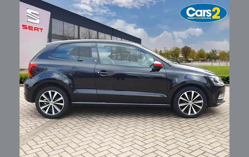 Used VW Polo Beats 58 HP (42 kW) 2016 Black Hatchback