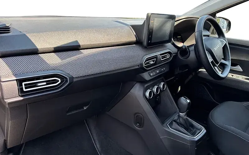 Used Dacia Jogger Expression 141 HP (103 kW) 2025 MPV