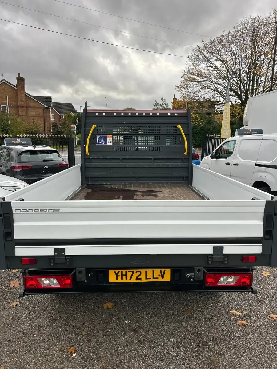 Used Ford Transit 130 HP (95 kW) 2022 White Cabriolet
