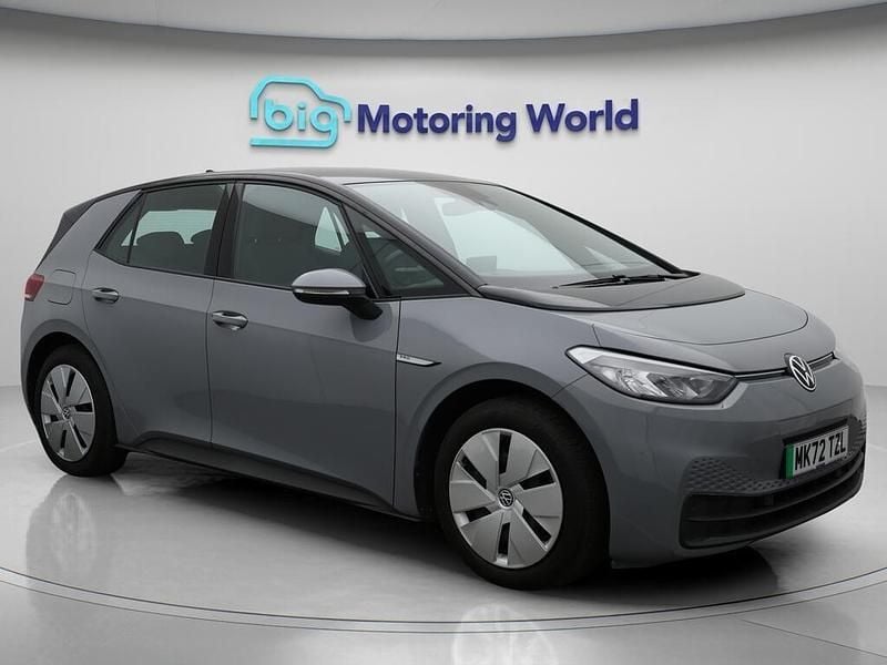 Grey Used 2022 VW ID.3 Pro Performance Hatchback | £14,200 (Fair price) - Image 1/4