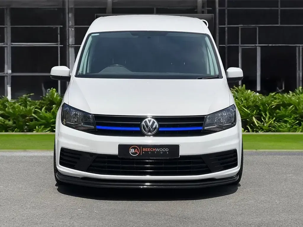 Used VW Caddy Startline 102 HP (75 kW) 2020 White MPV