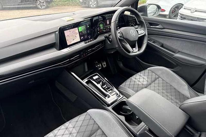 Used VW Golf VIII 150 HP (110 kW) 2024