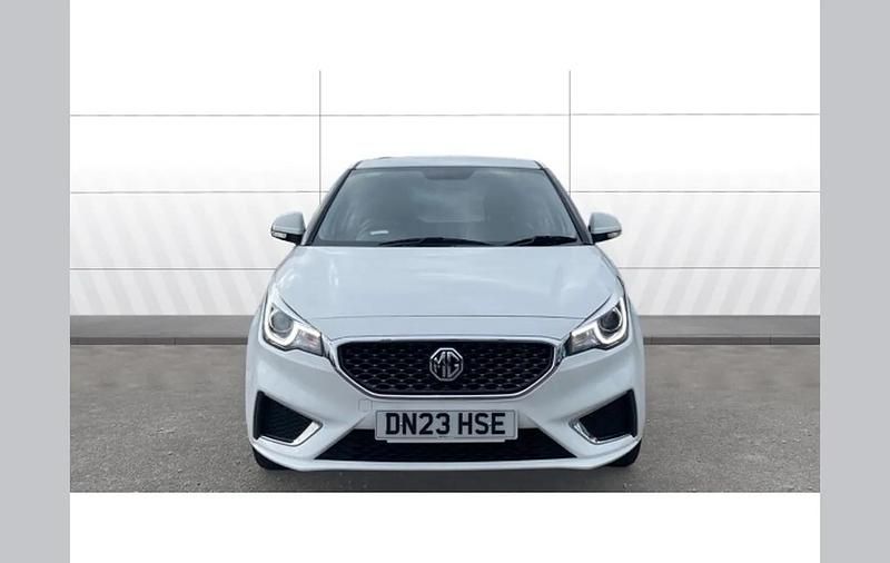 Used MG MG3 Exclusive 106 HP (77 kW) 2023 White Hatchback