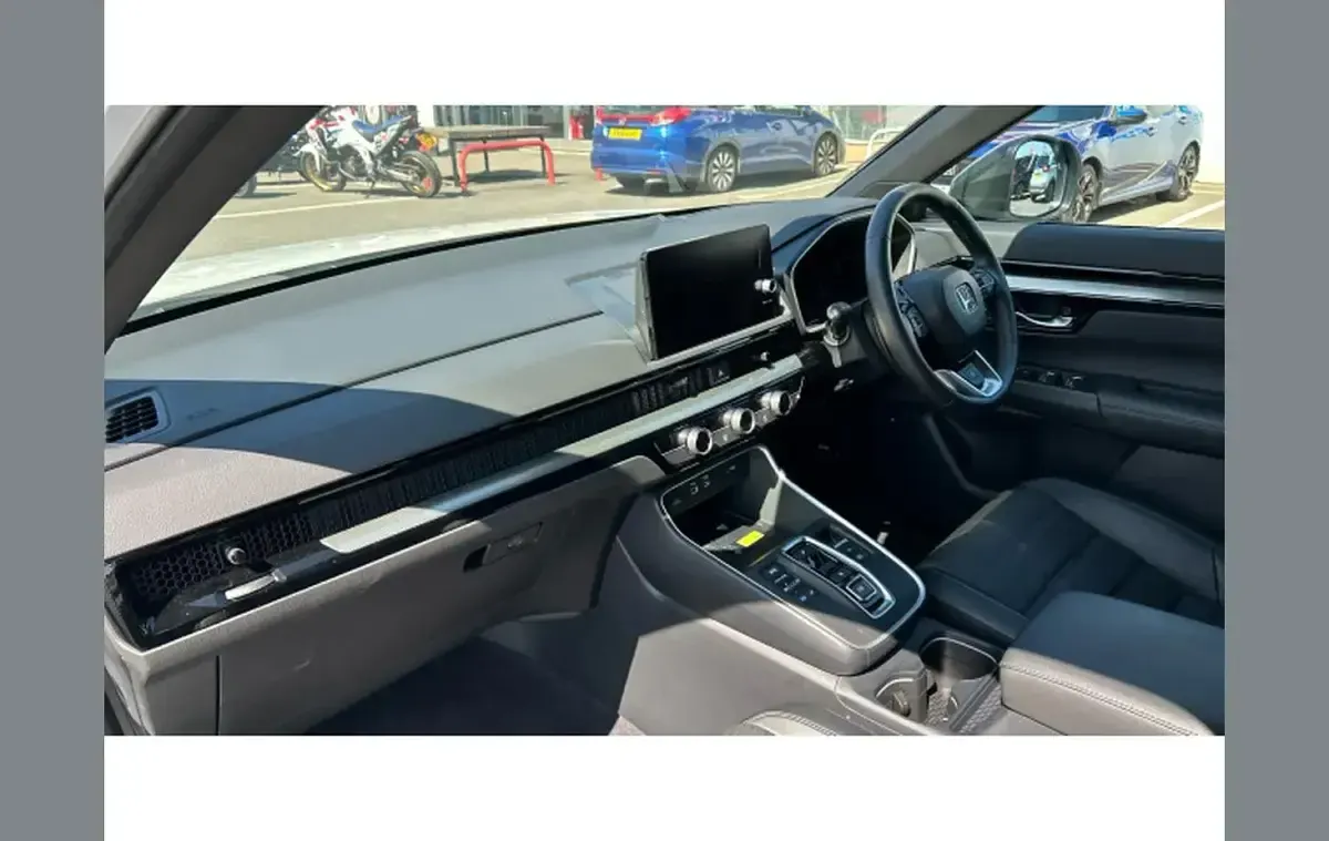 Used Honda CR-V Advance 180 HP (132 kW) 2024 White SUV