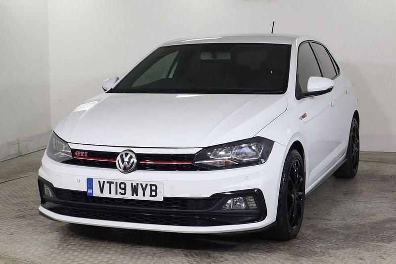 Used VW Polo GTI 200 HP (147 kW) 2019 White Hatchback