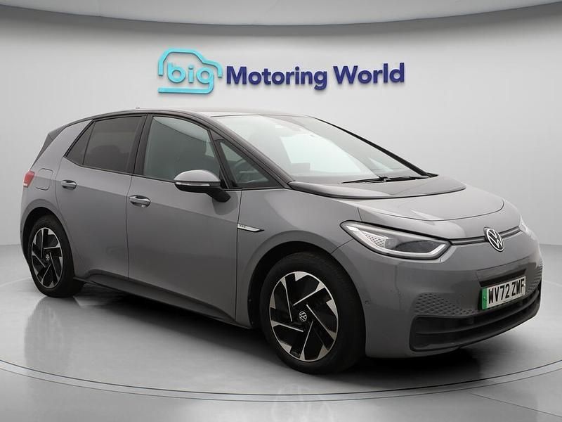 Grey Used 2022 VW ID.3 Pro Performance Hatchback | £16,300 (A bit pricey) - Image 1/4