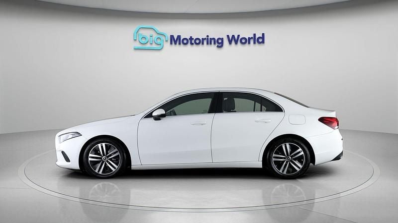 Used Mercedes A180 116 HP (85 kW) 2021 White Sedan