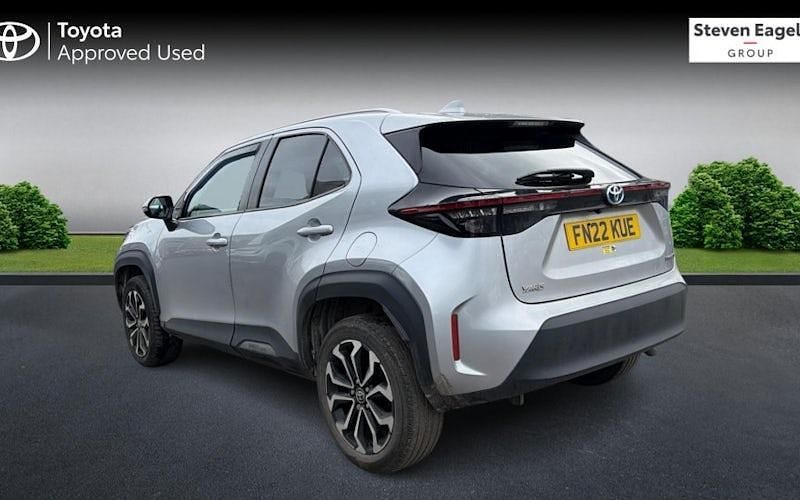 Used Toyota Yaris Hybrid Design 116 HP (85 kW) 2026 Estate