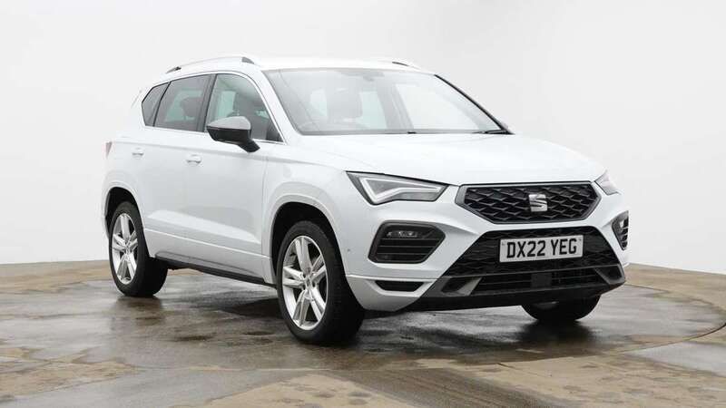 White Used 2022 Seat Ateca FR SUV | £19,590 (Fair price) - Image 1/4