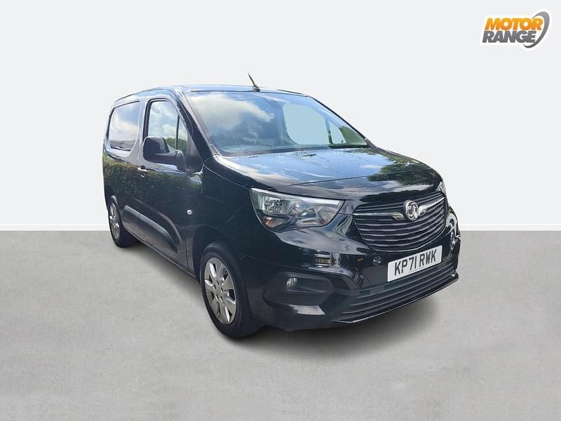 Black Used 2021 Vauxhall Combo MPV | £11,695 (A bit pricey) - Image 1/4