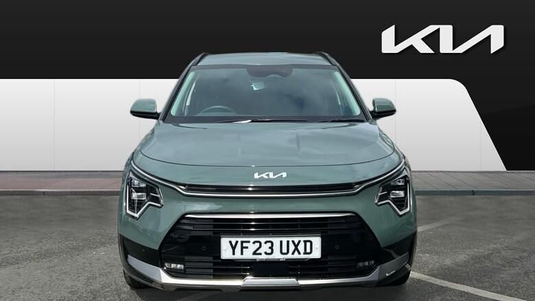 Used Kia Niro 139 HP (102 kW) 2023 Green SUV