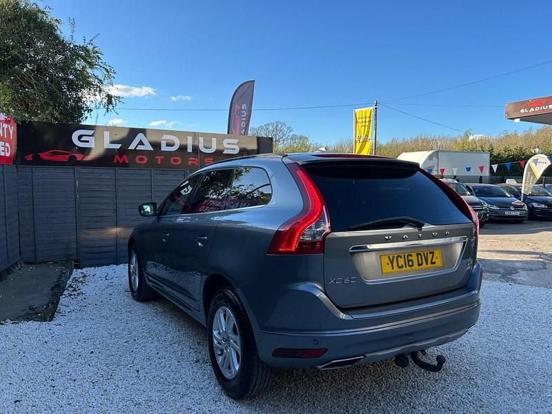 Used Volvo XC60 SE 190 HP (139 kW) 2016 Grey SUV