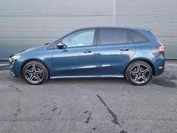 Used Mercedes B250 Executive 218 HP (160 kW) 2021 Blue MPV