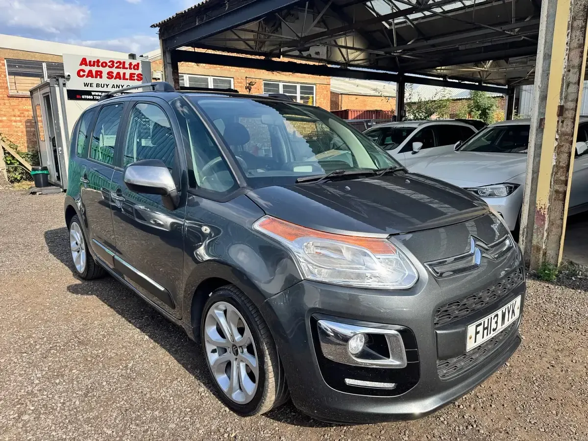 Used Citroën C3 Picasso SELECTION 95 HP (69 kW) 2013 Grey MPV