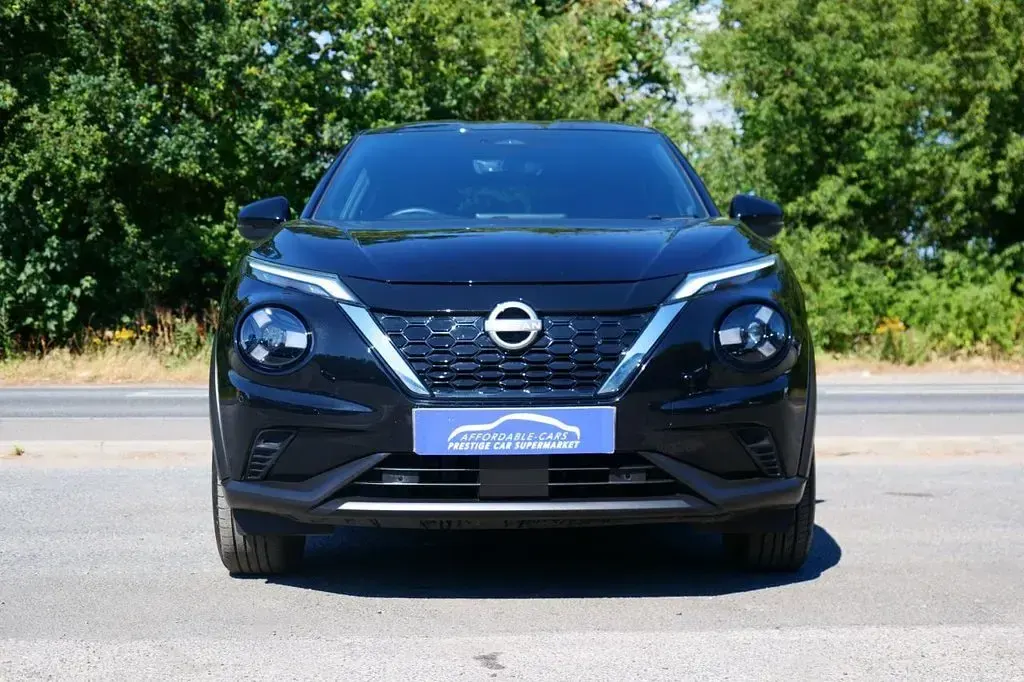 Used Nissan Juke N-Connecta 143 HP (105 kW) 2024 Black SUV