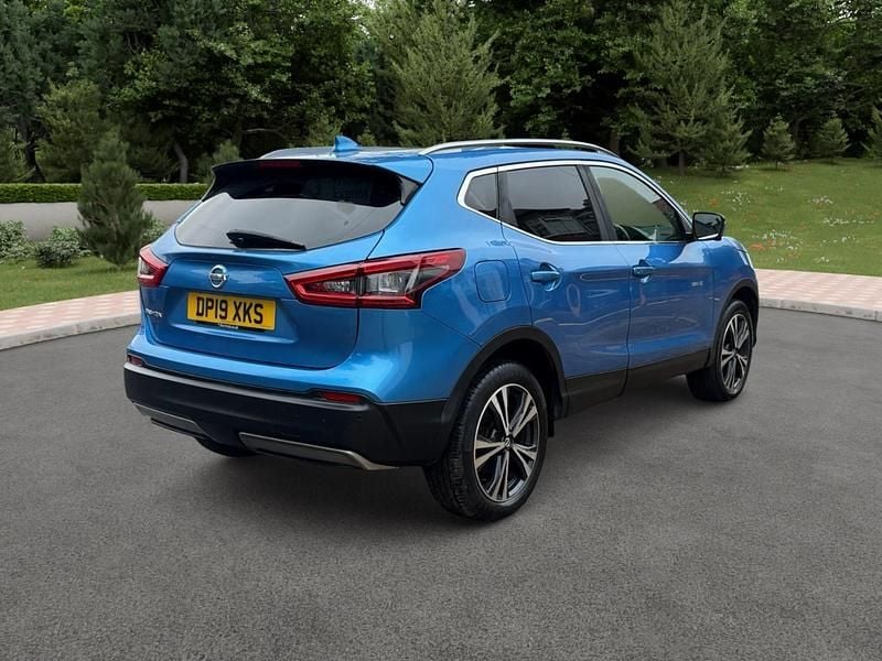 Used Nissan Qashqai N-Connecta 140 HP (102 kW) 2019 Blue SUV