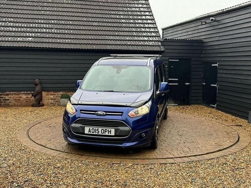 Used Ford Grand Tourneo Connect Titanium 150 HP (110 kW) 2015 Blue MPV