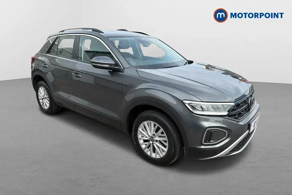 Used VW T-Roc Life 110 HP (80 kW) 2023 SUV