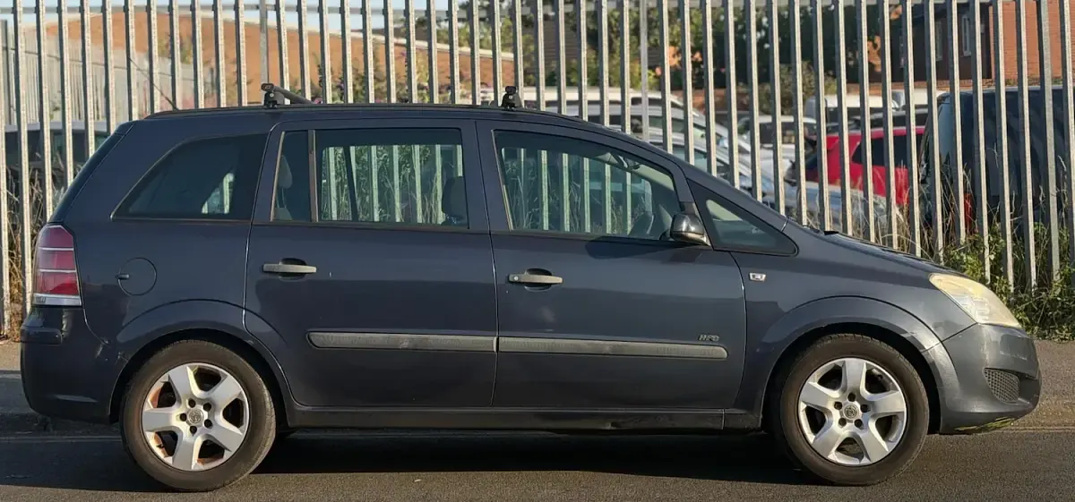 Used Vauxhall Zafira 2008 Blue MPV