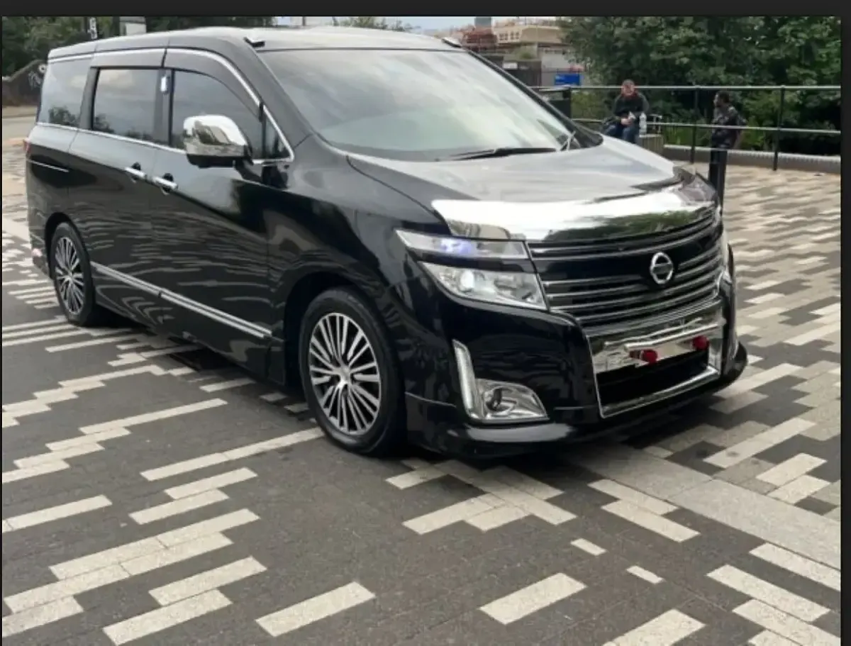 Used Nissan Elgrand 2024 Brown MPV