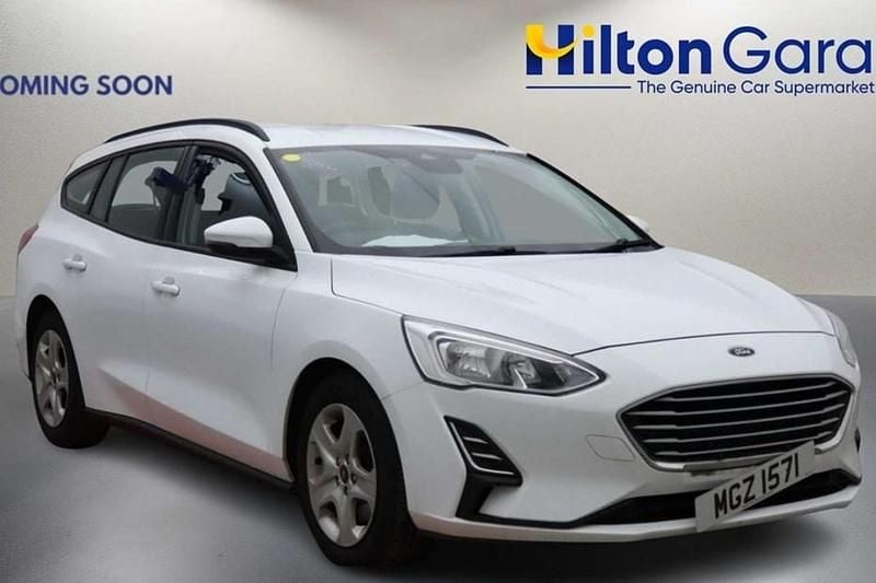 Used Ford Focus Style 95 HP (69 kW) 2019 White Estate