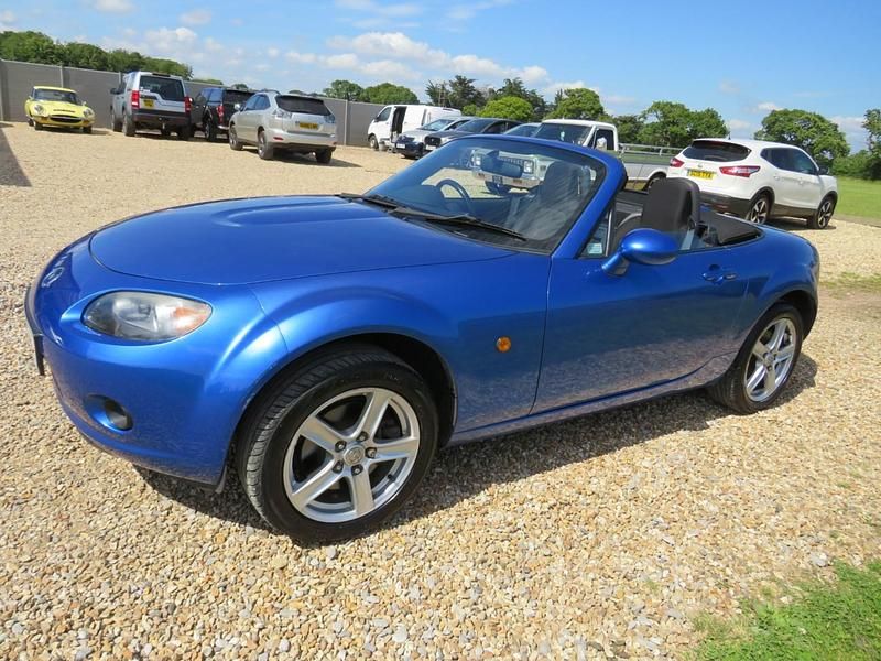 Used Mazda MX5 161 HP (118 kW) 2006 Blue Cabriolet