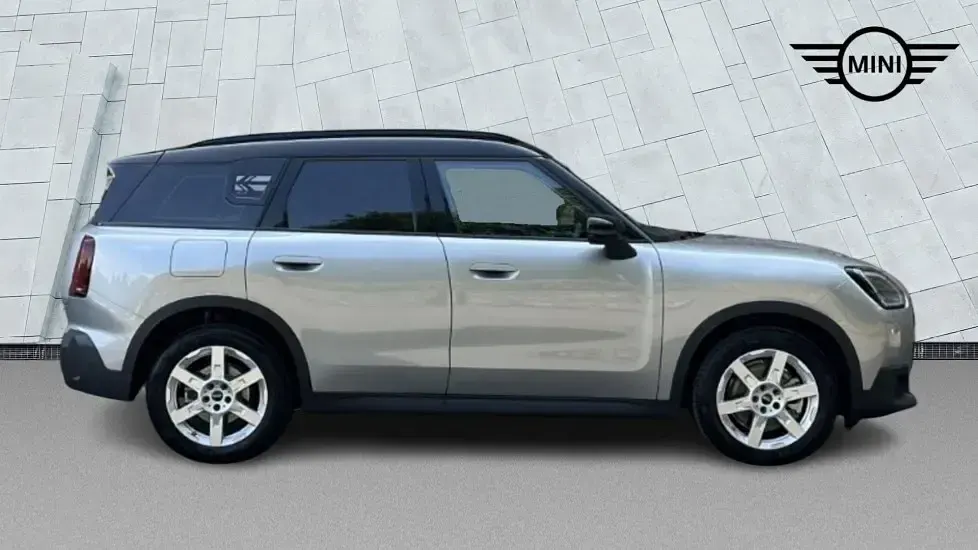 Used Mini Countryman 215 HP (158 kW) 2024 Silver SUV