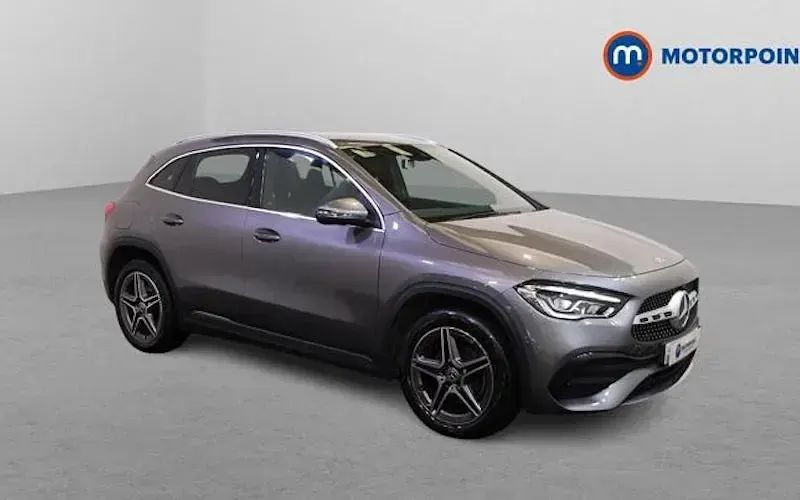 Usado Mercedes GLA250 Exclusive 218 HP (160 kW) 2021 SUV