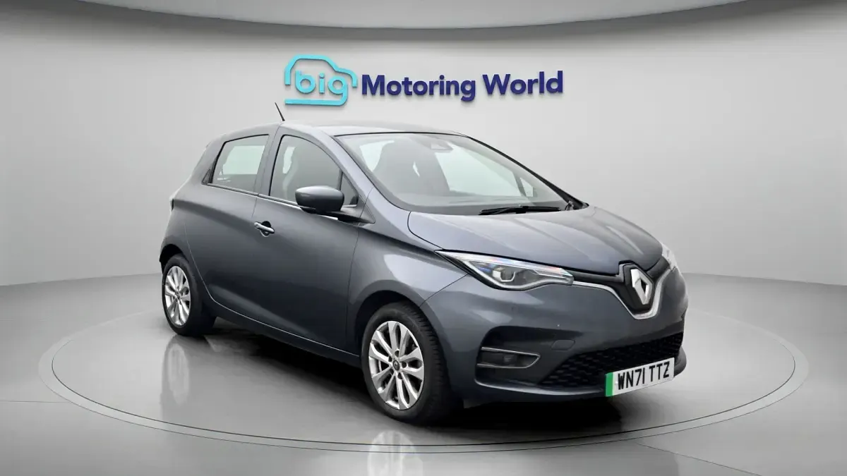 Used Renault Zoe Iconic 80 kW (109 HP) 2021 Hatchback