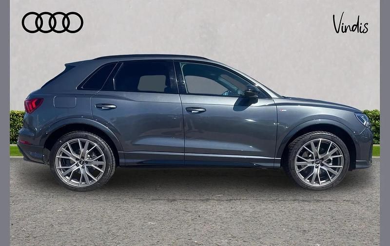 Used Audi Q3 S-Line 190 HP (139 kW) 2024 Grey SUV