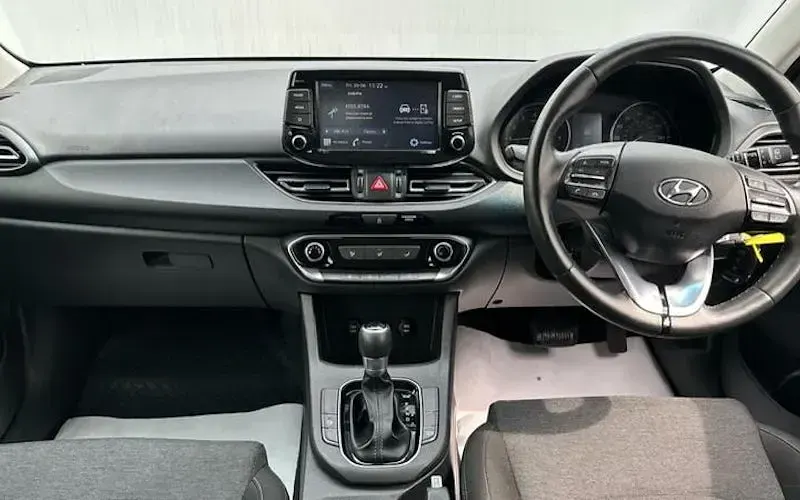 Used Hyundai i30 SE 120 HP (88 kW) 2023 Hatchback