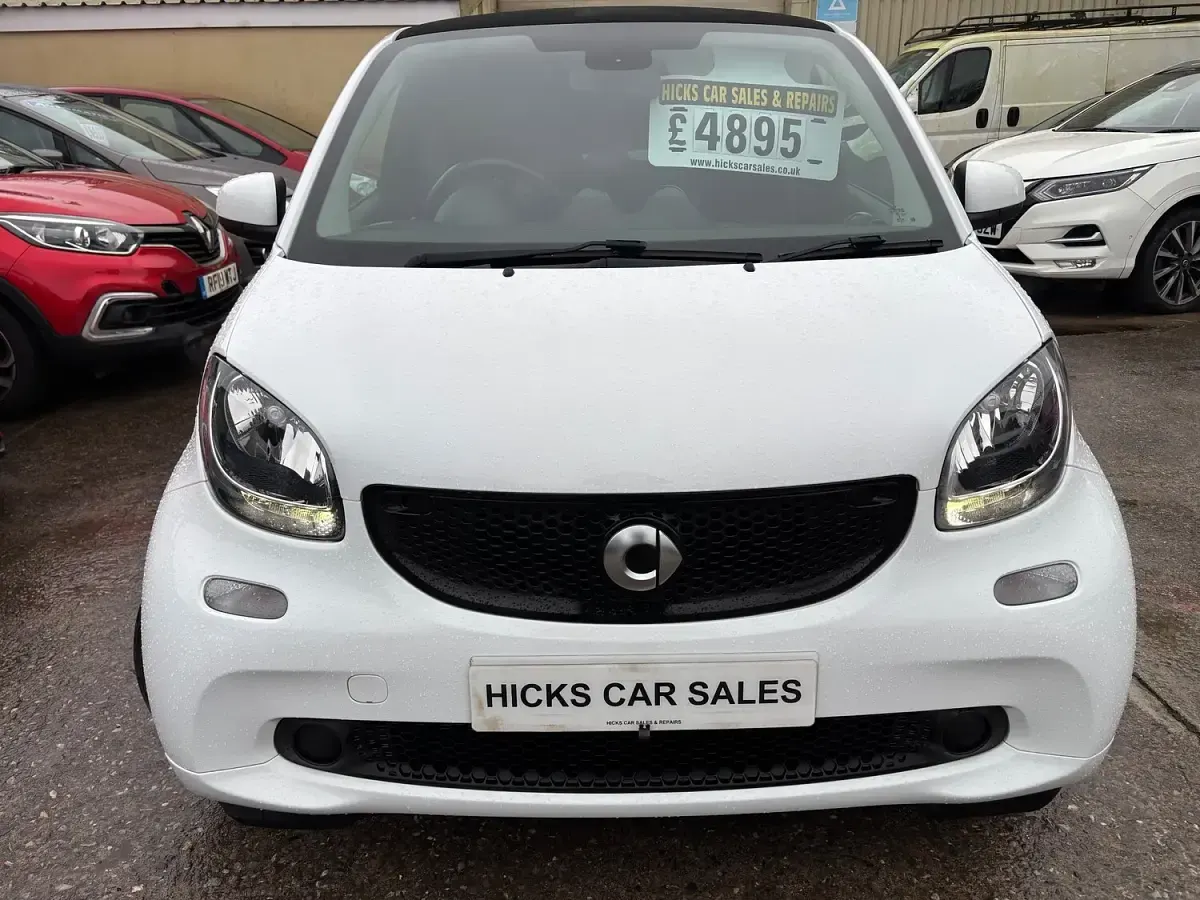 Used Smart ForTwo Coupé Passion 71 HP (52 kW) 2017 White Coupe