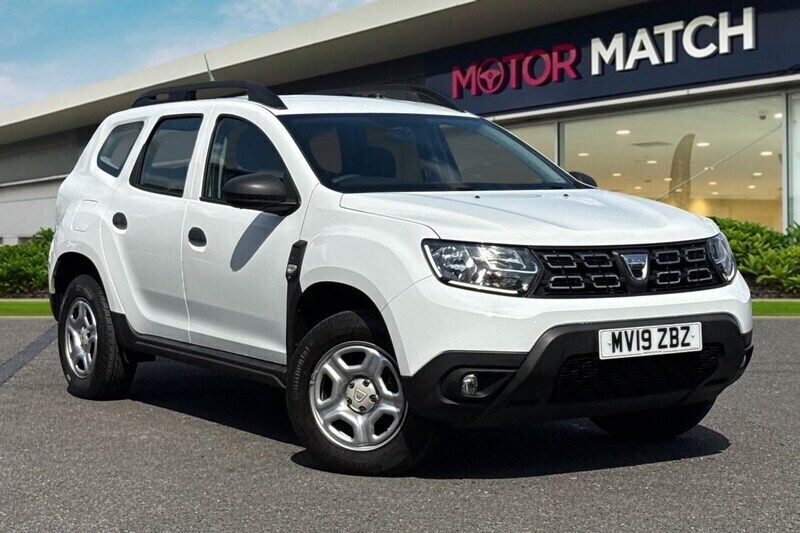 White Used 2019 Dacia Duster Essentiel SUV | £8,999 (Good price) - Image 1/4