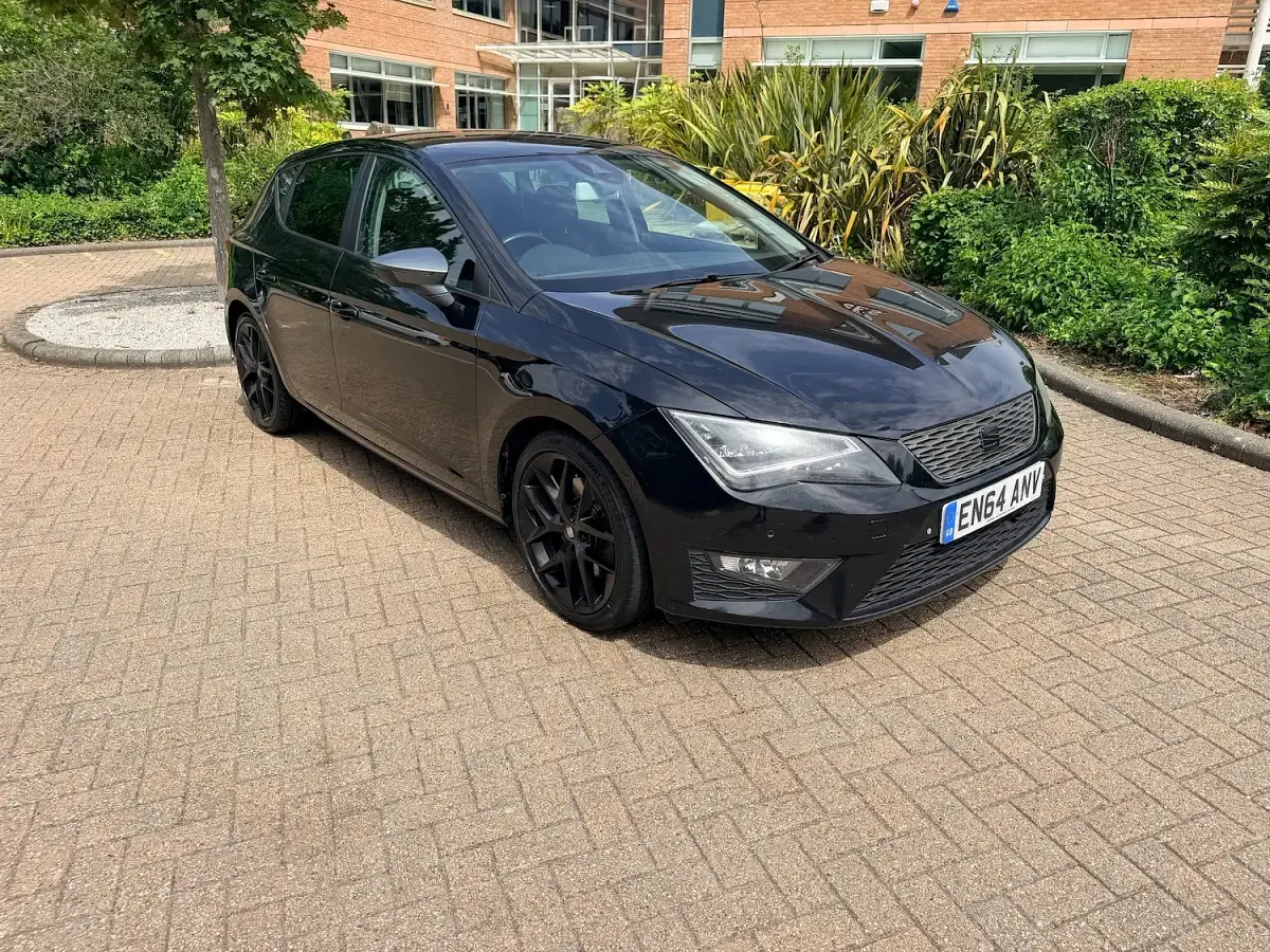 Used Seat Leon FR 184 HP (135 kW) 2015 Black Hatchback