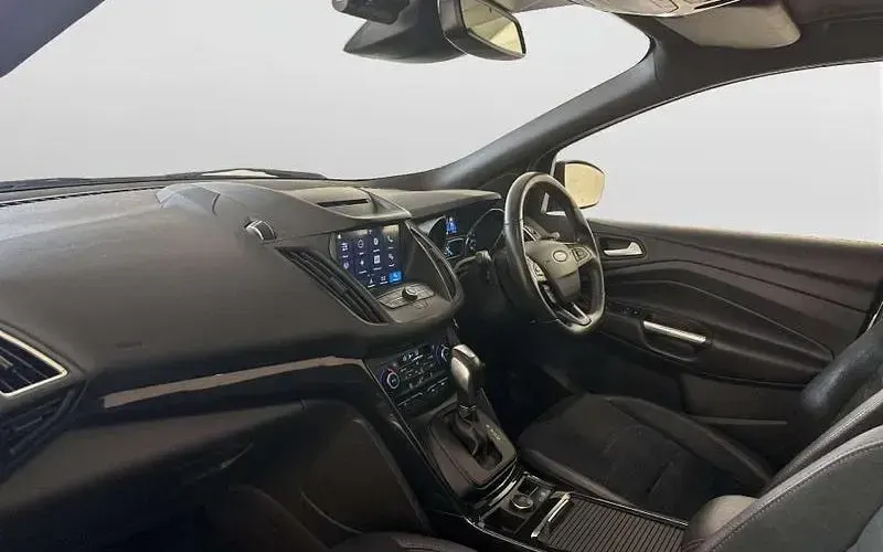 Used Ford Kuga ST-Line 176 HP (129 kW) 2019 Silver SUV