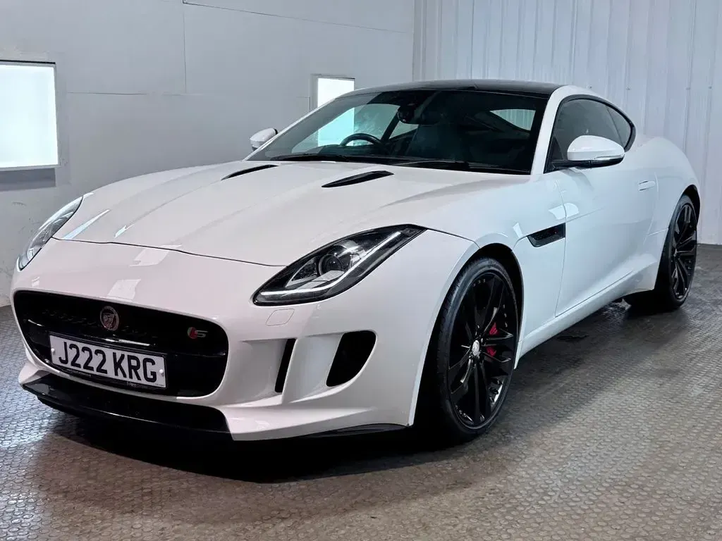 Used Jaguar F-Type S 380 HP (279 kW) 2015 White Coupe