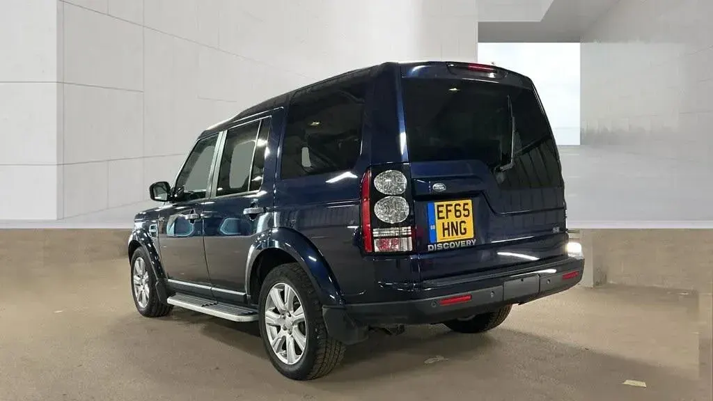 Used Land Rover Discovery 4 SE 2015 Blue SUV