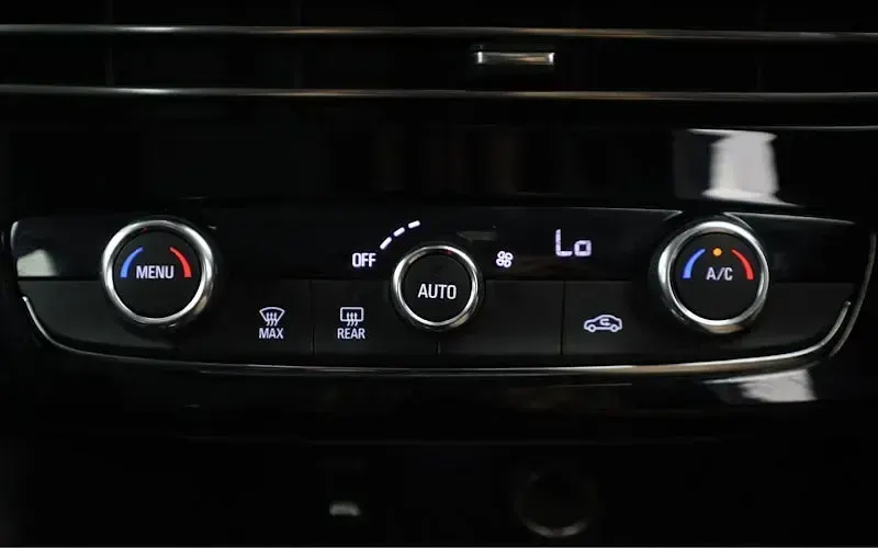 Used Vauxhall Mokka 100 kW (136 HP) 2022 Grey SUV