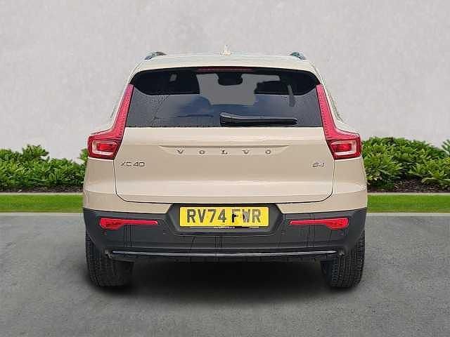 Used Volvo XC40 Ultra 197 HP (144 kW) 2025 SUV